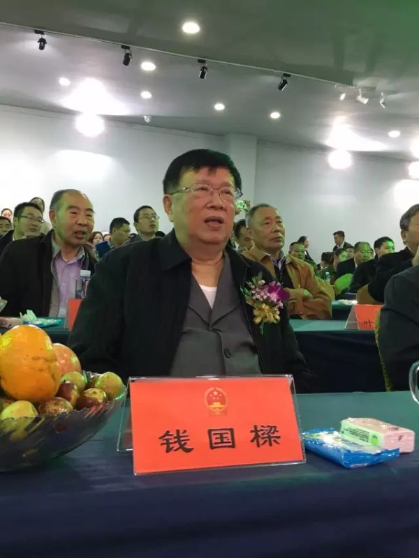 用筆墨丹青謳歌長(cháng)征精神