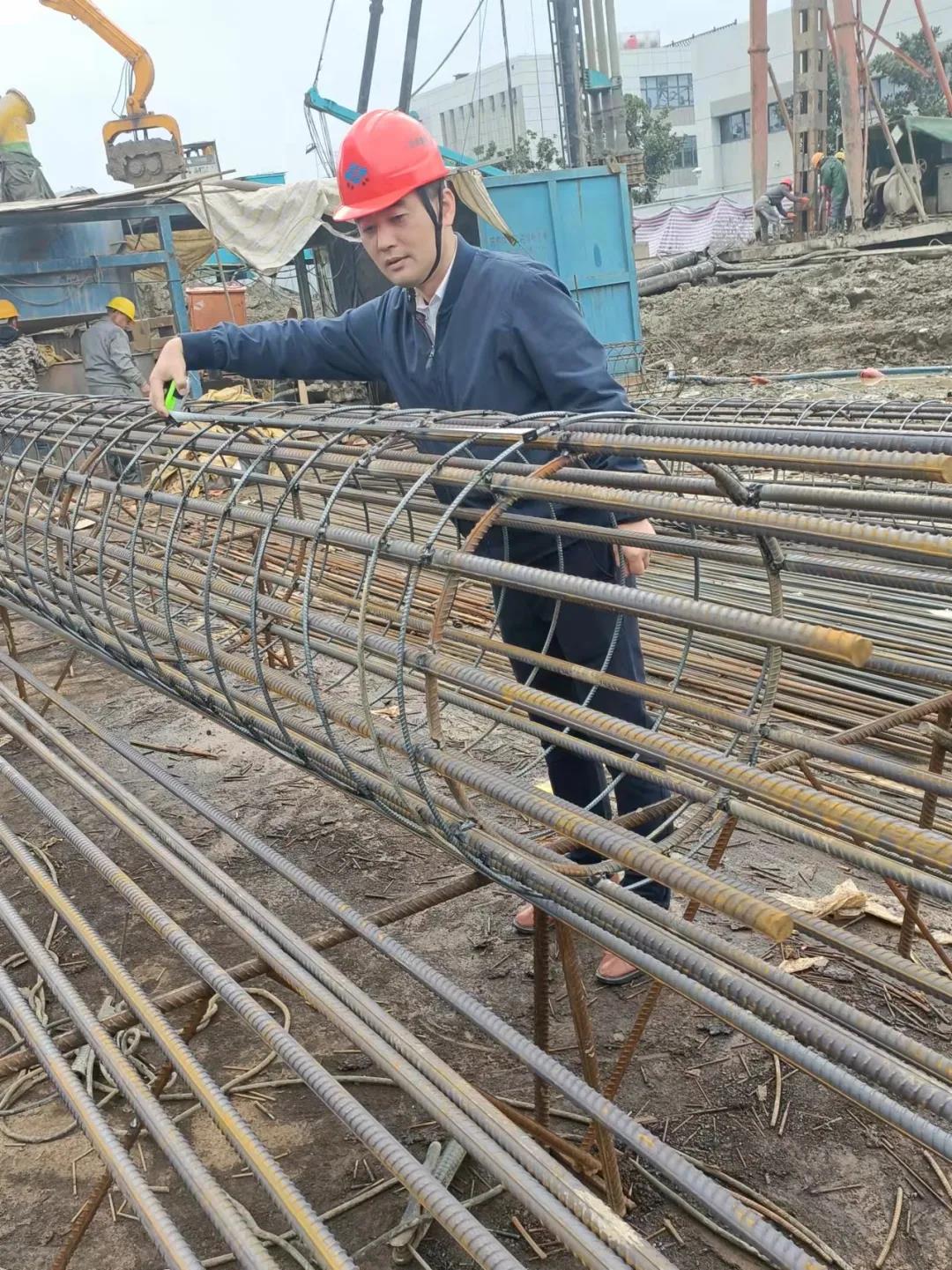 【快訊】蘇州中設建設集團3名員工榮獲2021年蘇州“最美勞動(dòng)者”