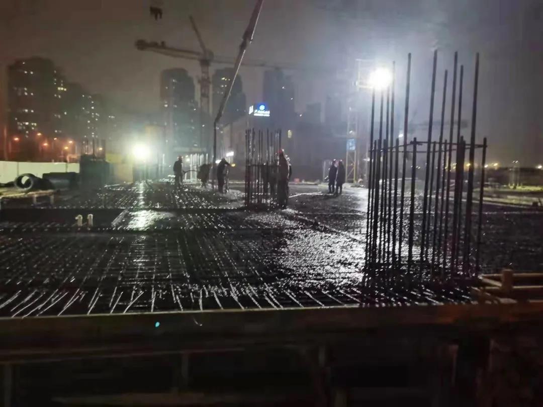 蘇州中設春節趕工不懈怠 奮發(fā)有為賀新春