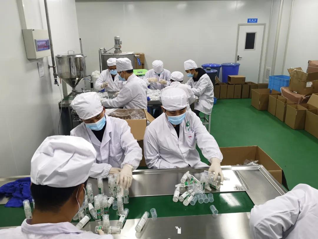 齊心協(xié)力抗疫情 蘇州中設建設集團捐贈疫情防控物資