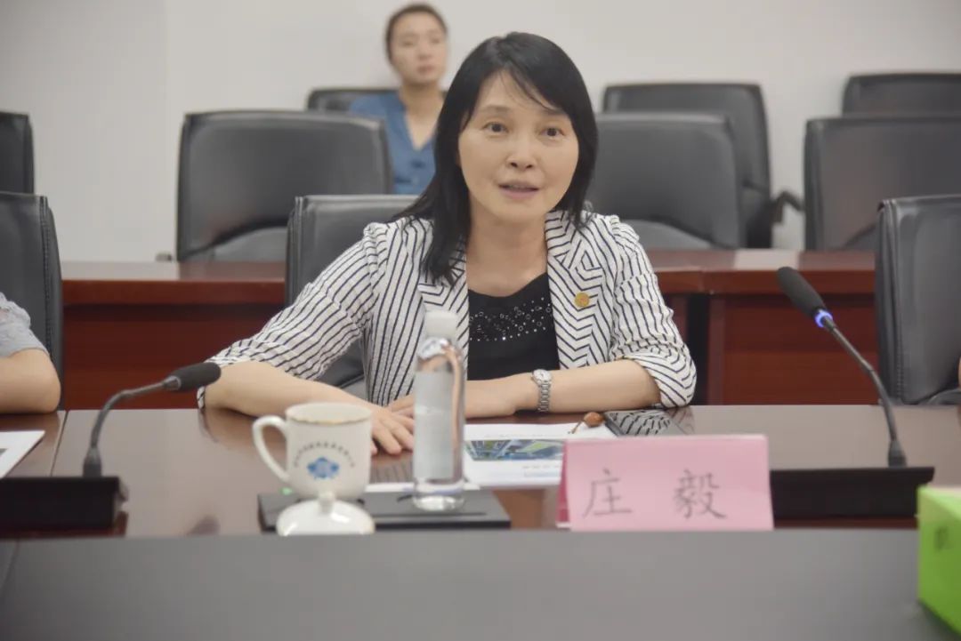 蘇州市政協(xié)副主席曹后靈一行蒞臨集團公司調研