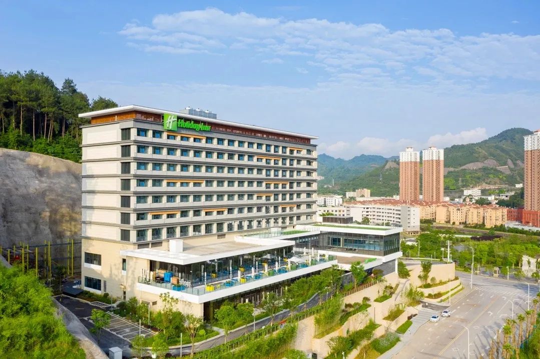 蘇州中設再獲第五屆“蘇州慈善獎”最具愛(ài)心捐贈企業(yè)