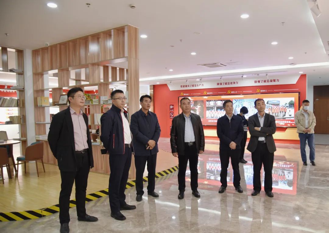 江蘇省建設工會(huì )工作委員會(huì )主任齊朝輝一行蒞臨集團公司調研 蘇州中設建設集團
