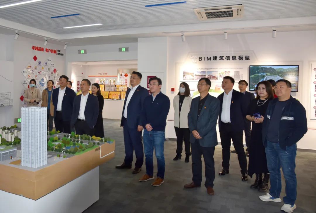 蘇州高新區新一代企業(yè)家商會(huì )學(xué)習貫徹黨的二十大精神專(zhuān)題活動(dòng)在集團公司舉行